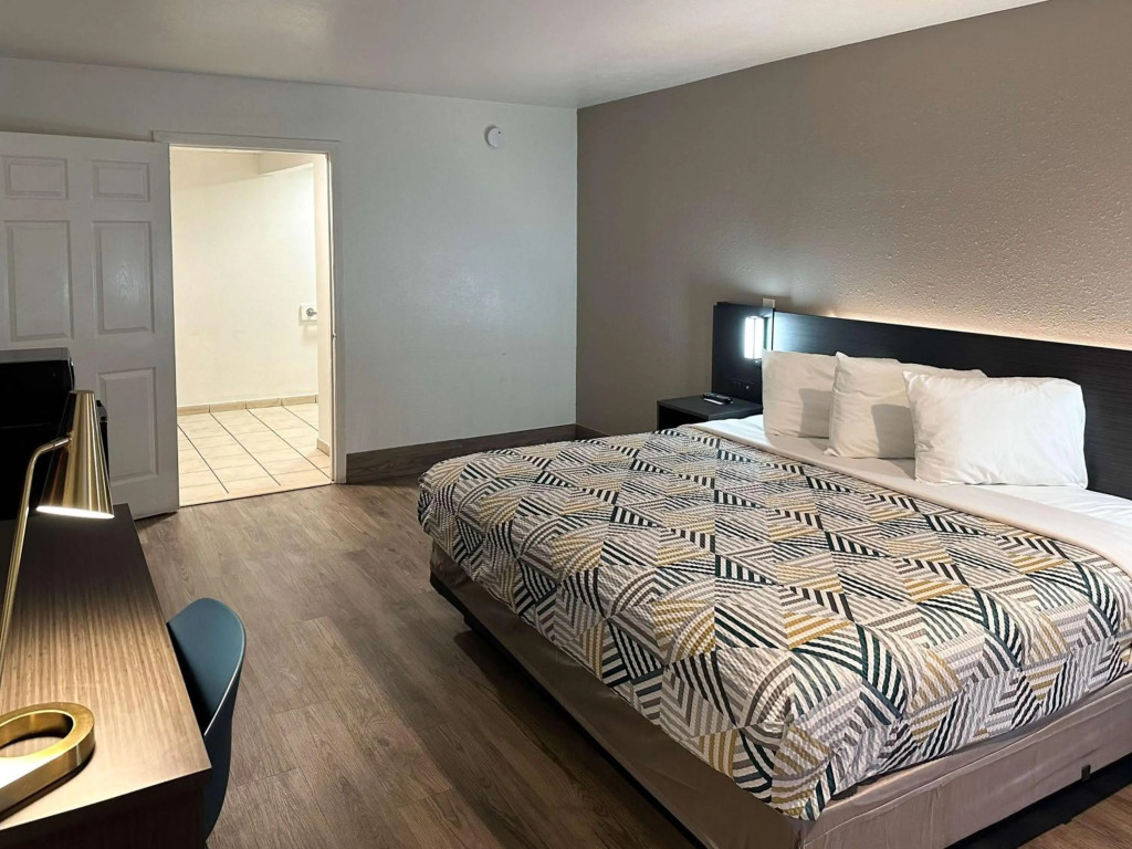 Motel 6-Pooler, GA - Savannah Airport