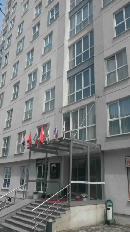 Pin Suites