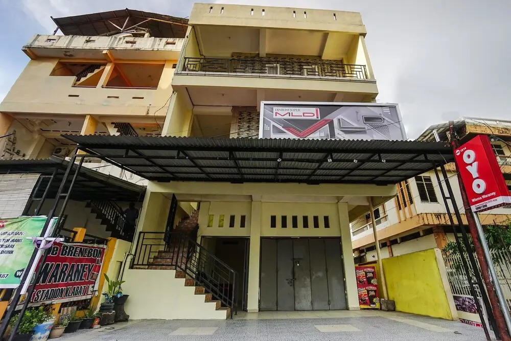 OYO 1914 Wisma Waraney