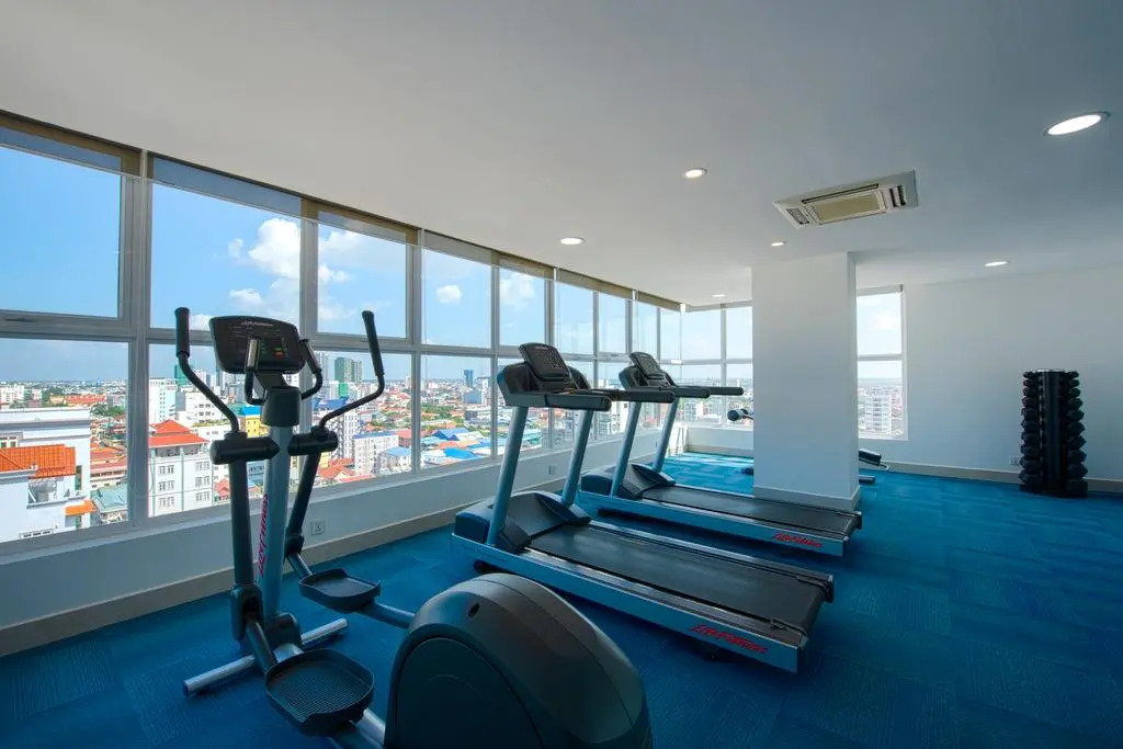 Queen Mansion Hotel & Stays