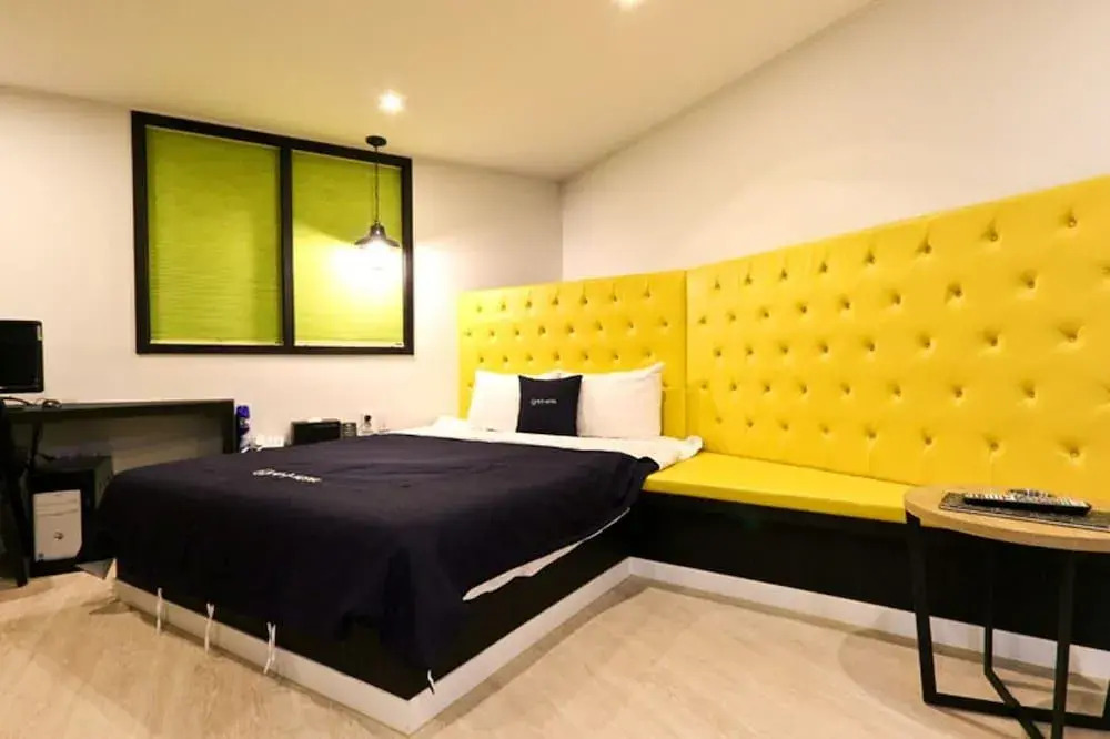 Haru Hotel