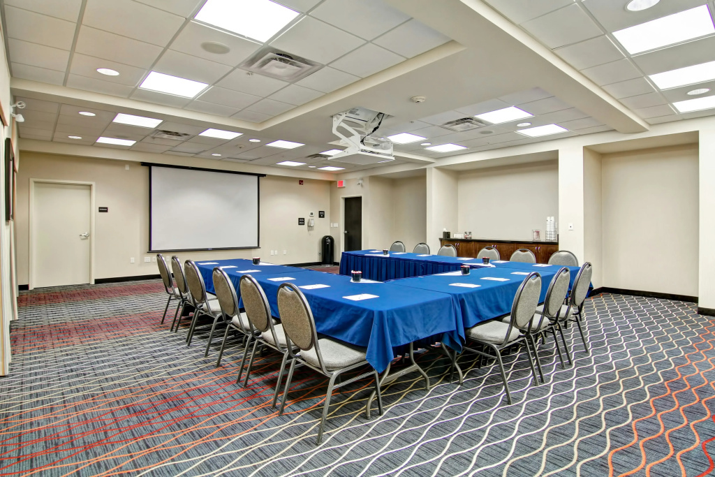 Hampton Inn & Suites Red Deer