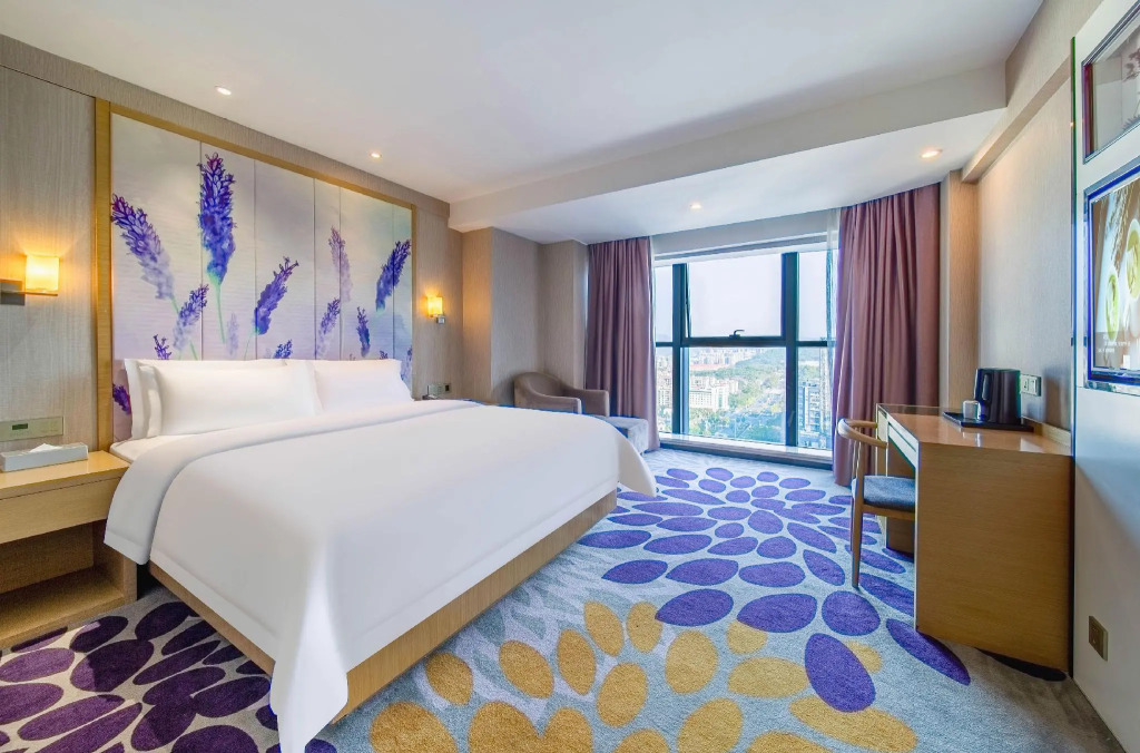 Lavande Hotel HeYuan Dongyuan