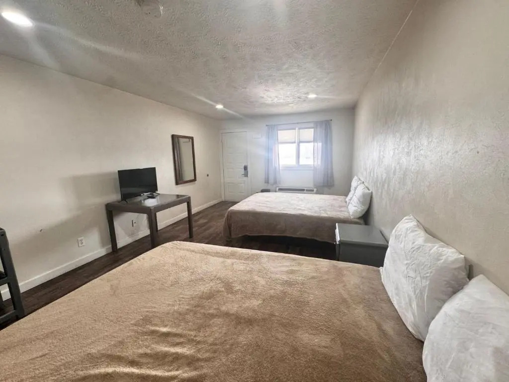 Circle S Motel Cozad I-80