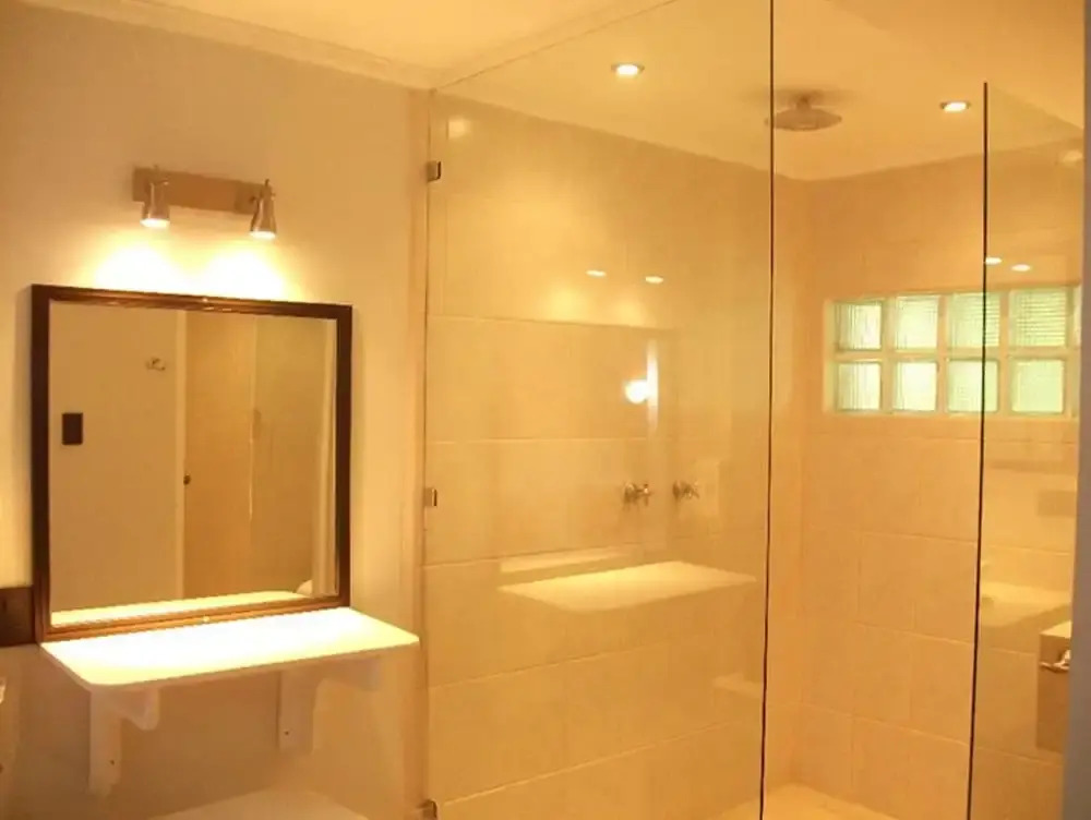 Copacabana Hotel and Suites