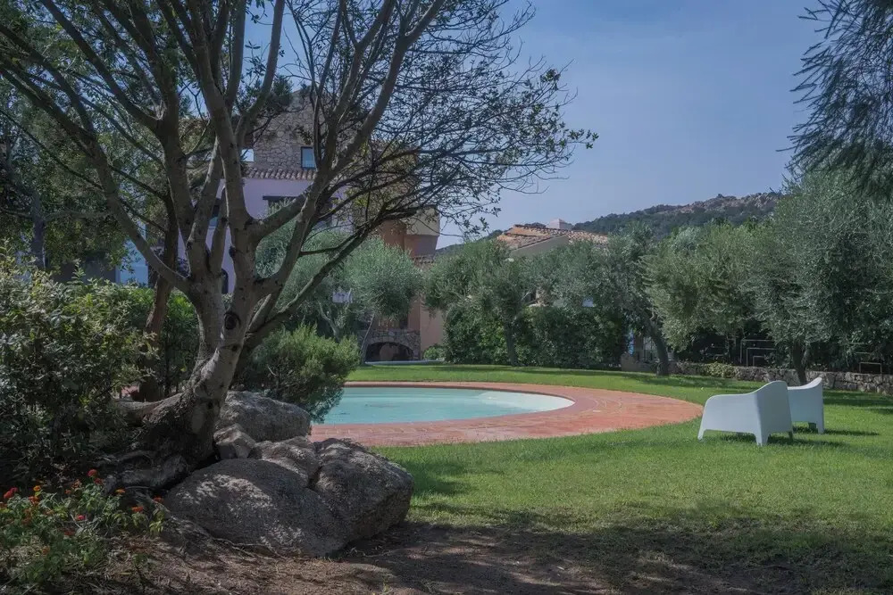 Beautiful Giardino Degli Oleandri two Bedroom Apt Sleeps 6 Plus a Child num 0862