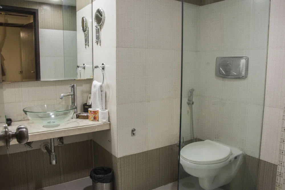 Tavisha Hotel