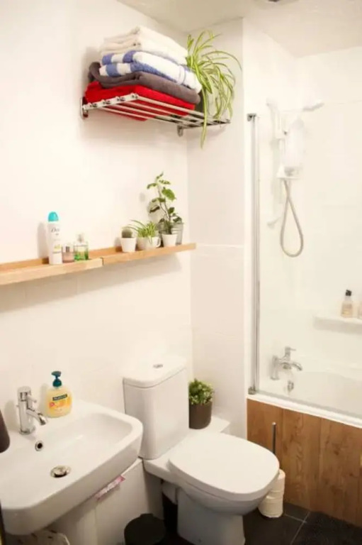 Stylish Apartment With Parking In Bermondsey