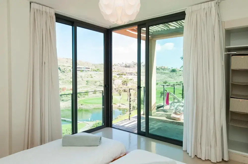 Villa mit Pool Los Lagos 16