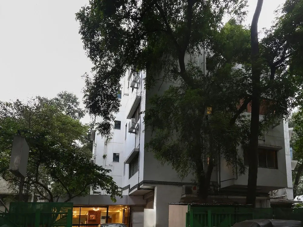 OYO 15090 Hotel Rajdeep