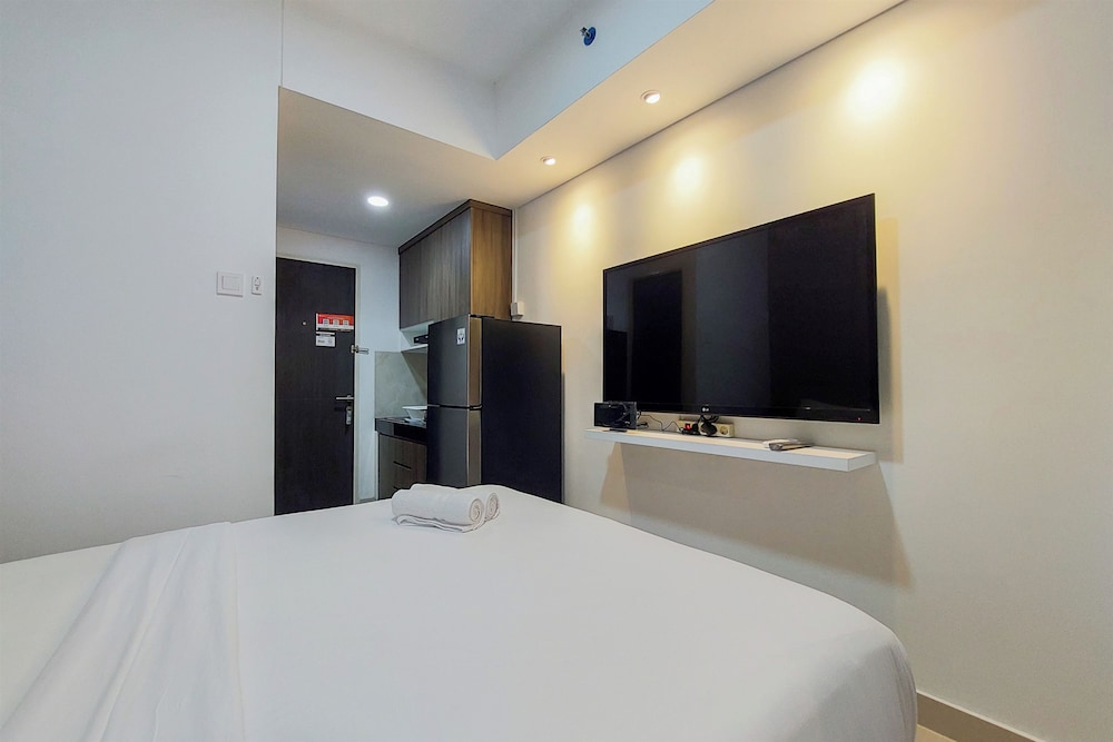 Modern Studio With Cozy Design Serpong Garden Apartment