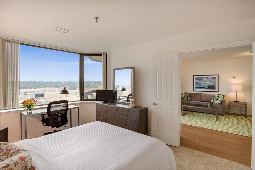 Oakwood Crystal City