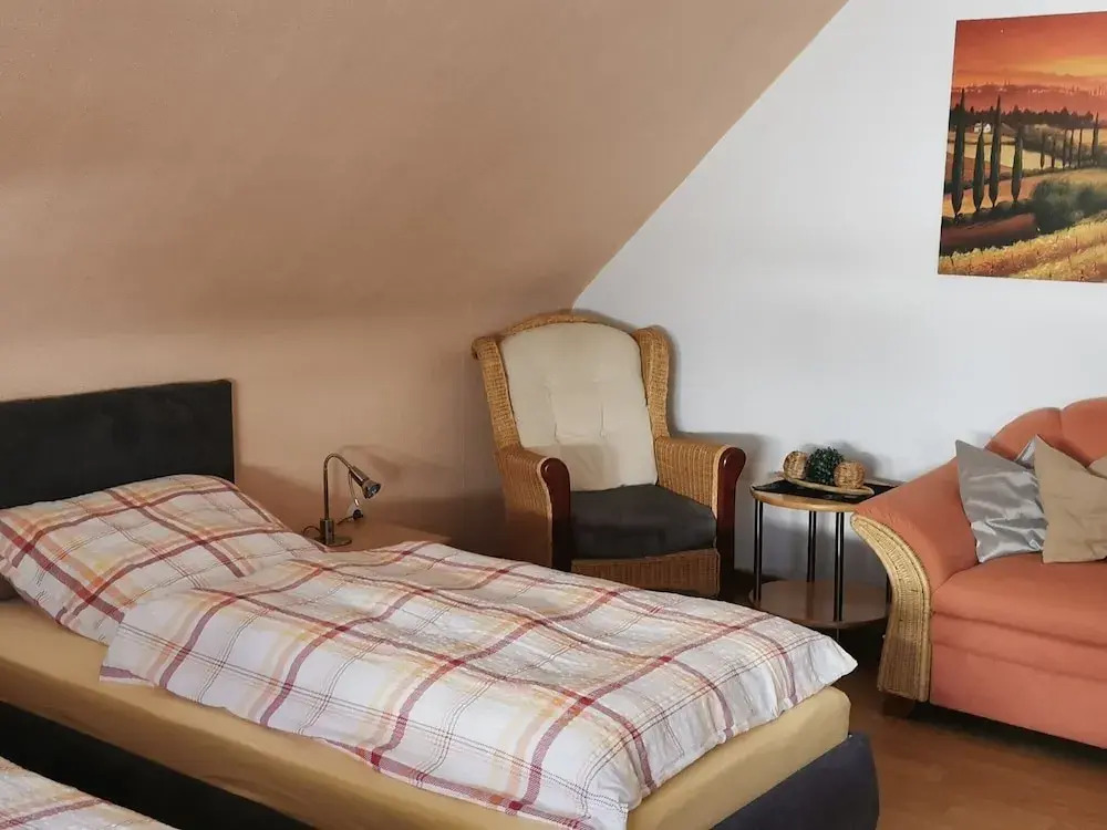 Cozy Apartment with Private Garden in Nisterau