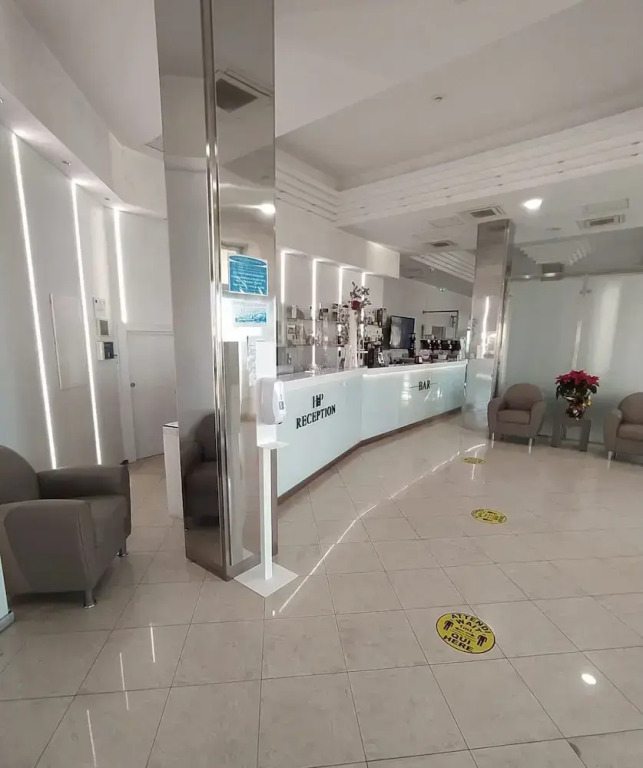 HOTEL PARADISE