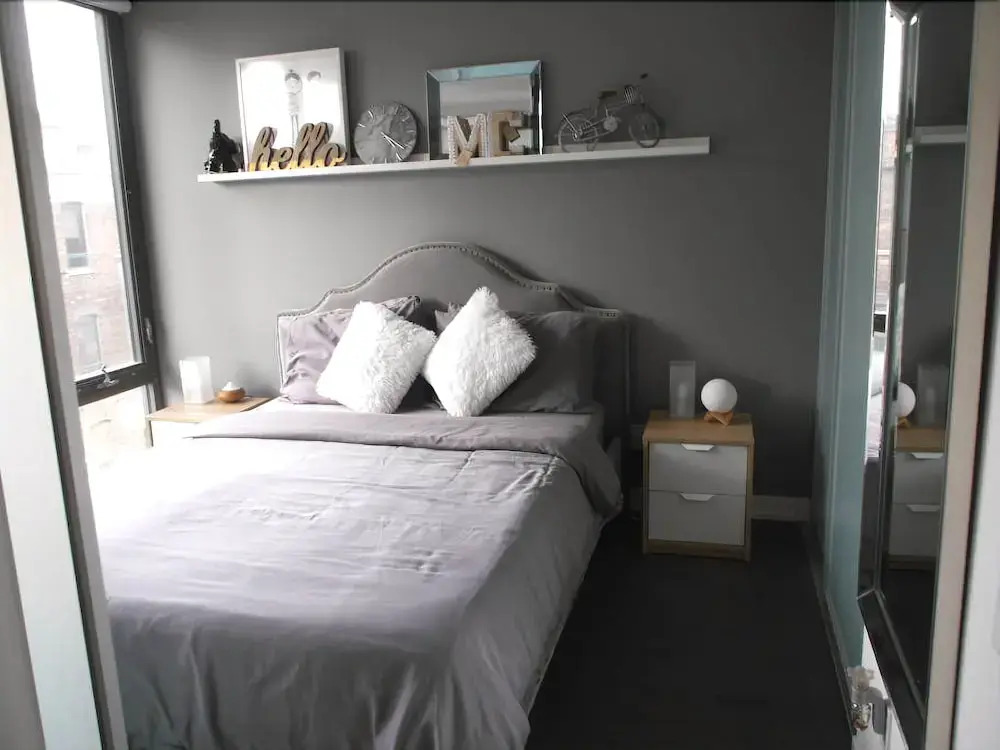 Beautiful 1BR Condo King Street West