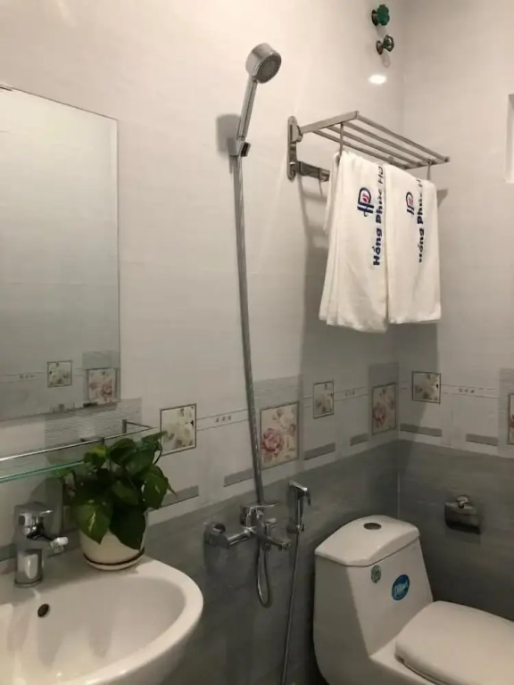 Khách sạn Hữu Phước