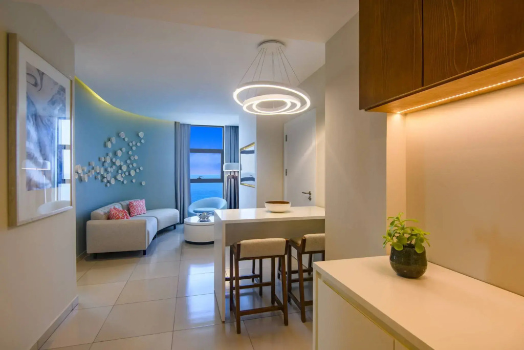 Grand Aston Habana