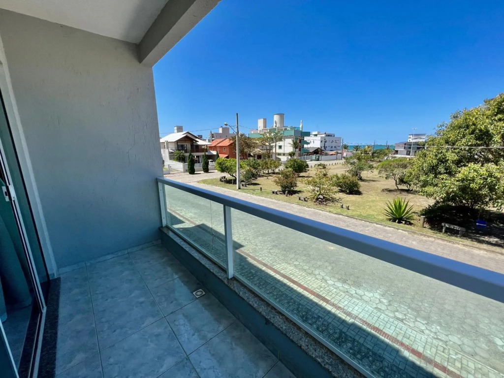 Explore Mariscal a 150 M da Praia - V1