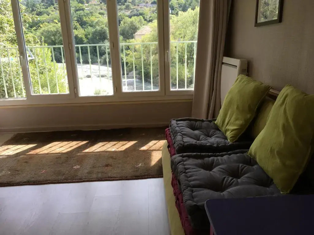 Nyons Centre Appart#1: charme, jardin, plage