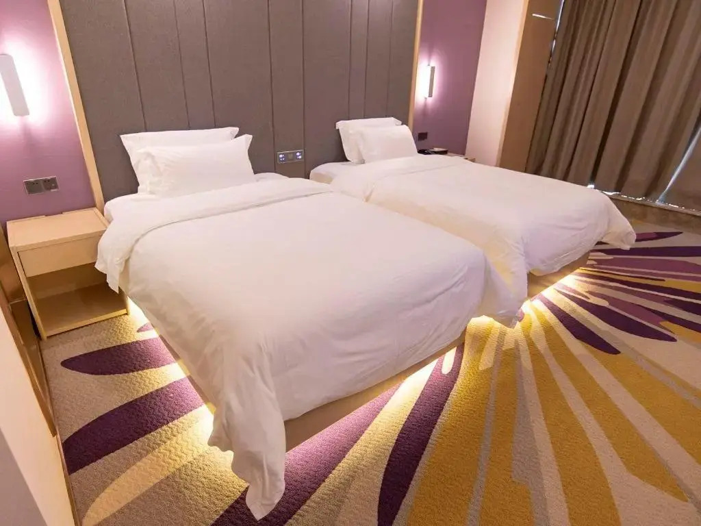 Lavande Hotel·Bazhong Fortune Center
