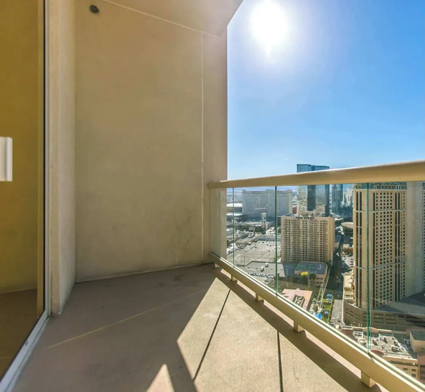 Stunning 1BR Strip Views & Balcony Suite 12701