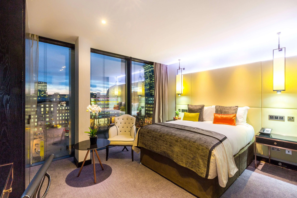 Montcalm Royal London House, Autograph Collection