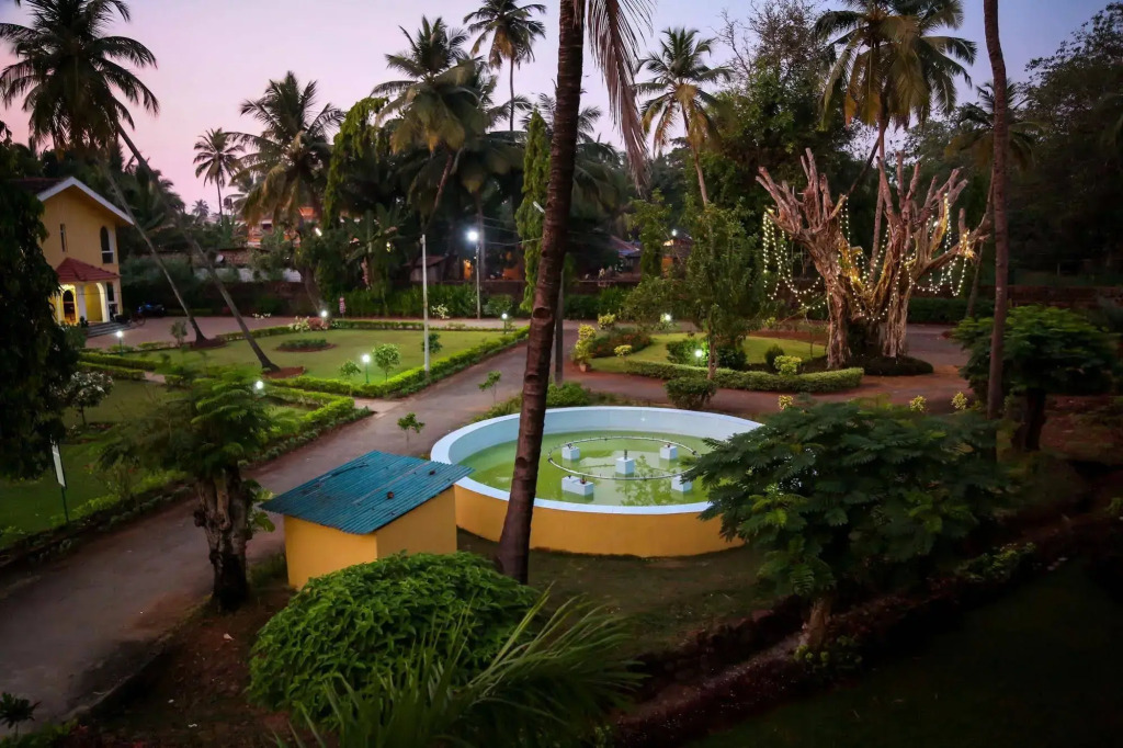 Carina Beach Resort
