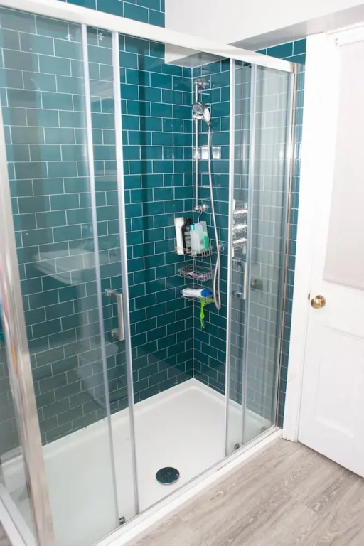 Beautiful 3 Bedroom House in Bishopston