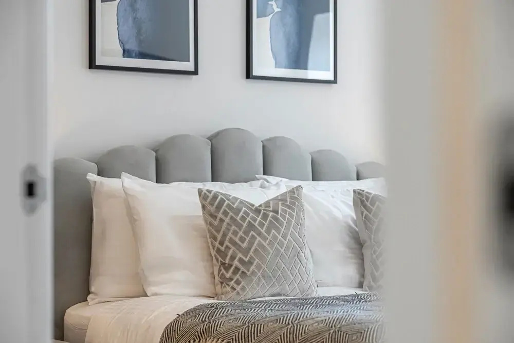 Quiet Luxe Escape 65s Only