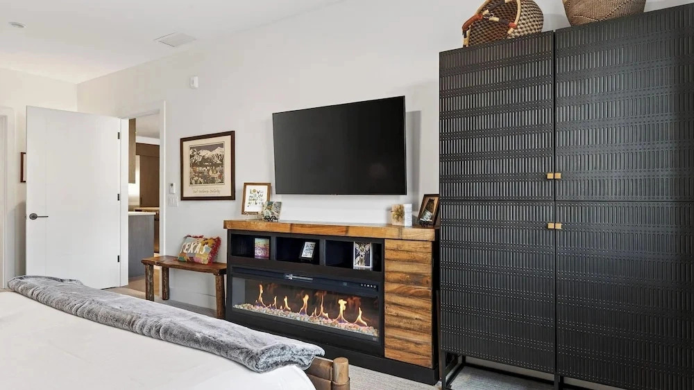 Mountain Dream at Frontgate by Avantstay Condo + Ski Shuttle Pool + Spa Access Mins to Beaver Creek