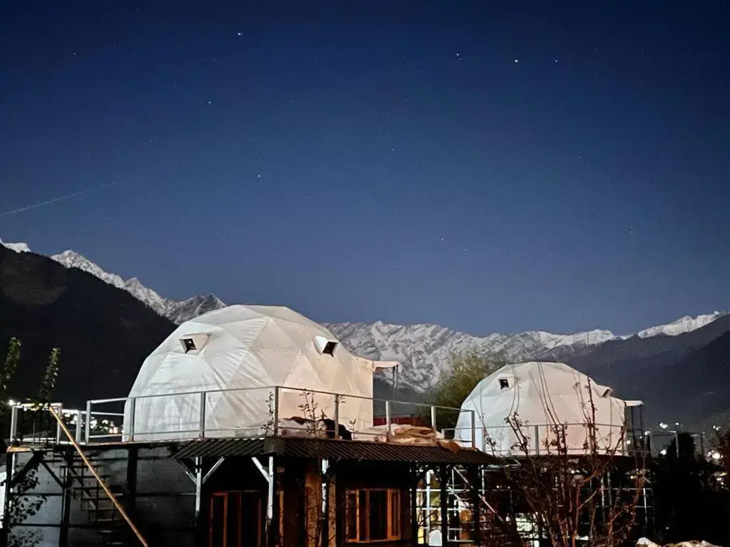 Panaash Eco World - A Luxury Glamping Dome Resort in Manali