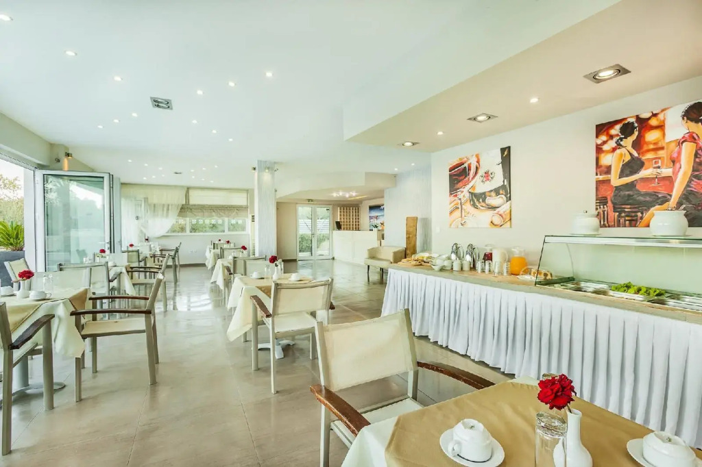 Anna Hotel