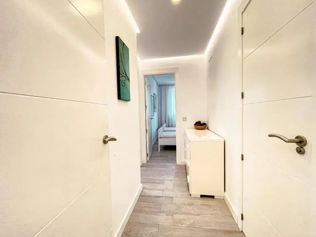 Ocean View Apartment, Heated pool, Free Parking PP207