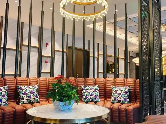 Jinjiang Metropolo Hotel ( NanJing Nan Railway Station Certre)