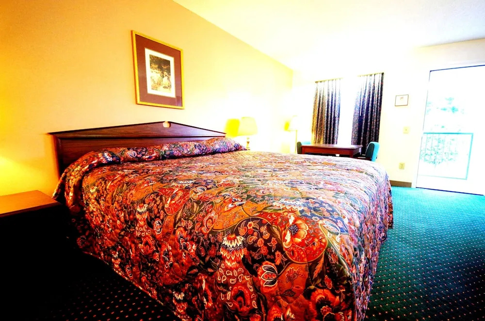 American Motel - Lenoir