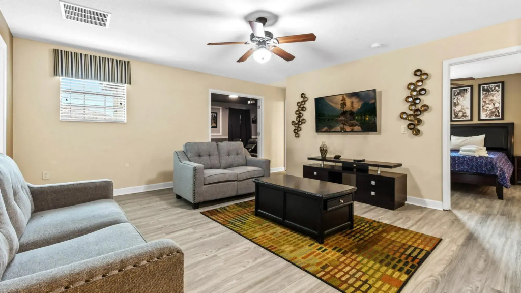 8BD 5BA Spacious Home w Pool SPA Theater Game Room