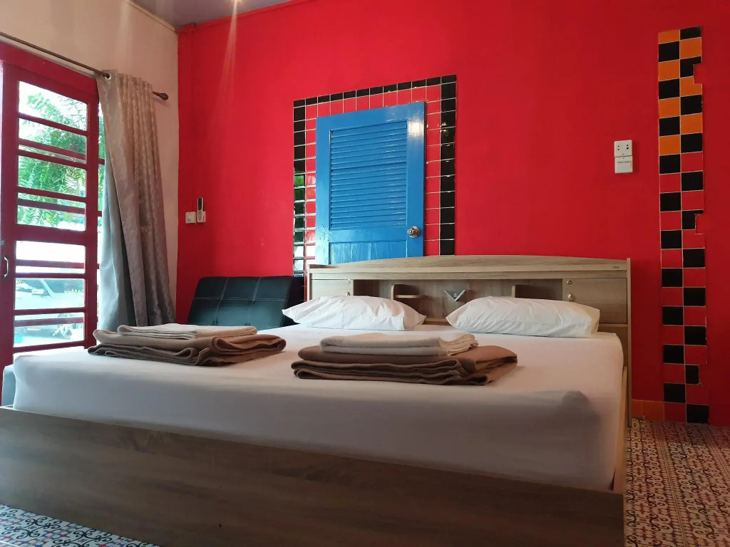 Super Hostel