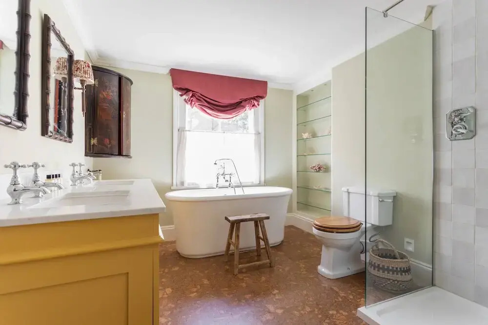 Vernon Street by Onefinestay