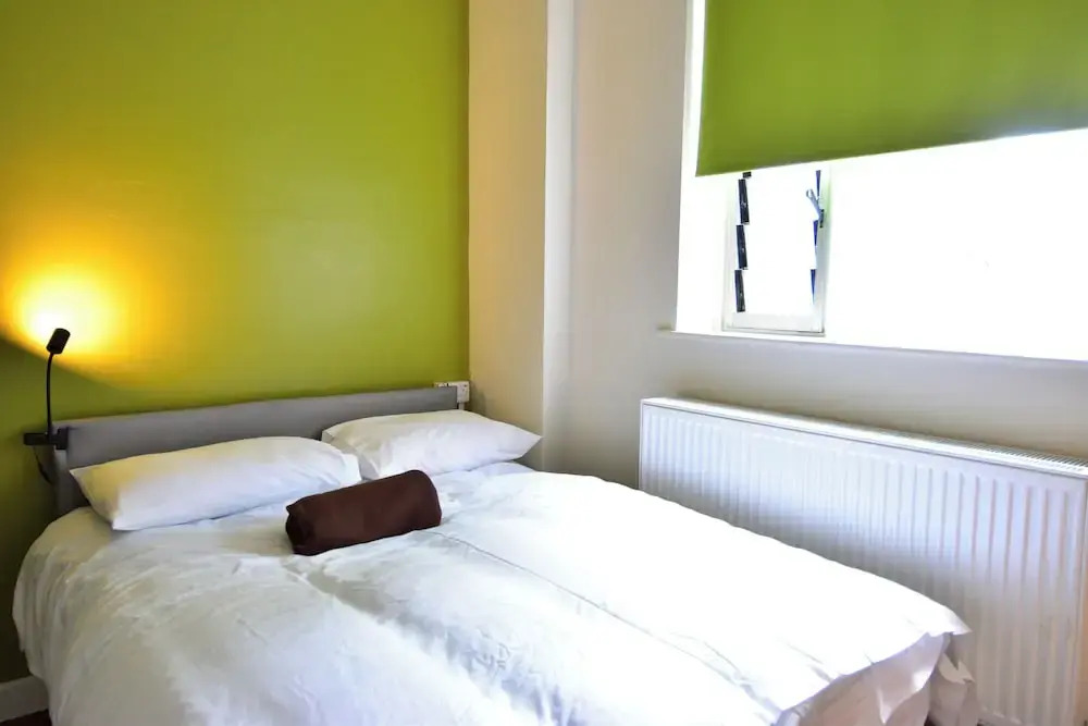 IOU Hebden Bridge Vegetarian Hostel