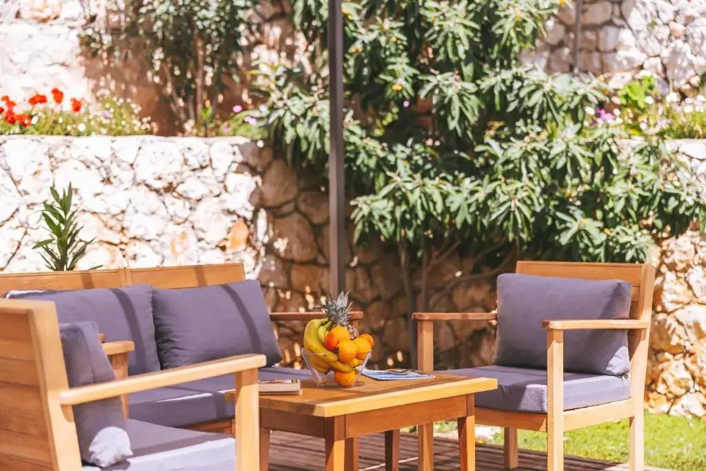 VILLA MYSTIC 5br/6bth Prvt Pool-Garden & Sea Views