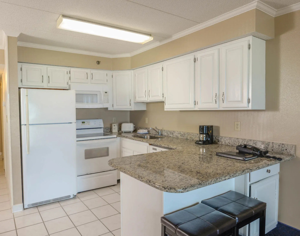 Marigot Beach Suites