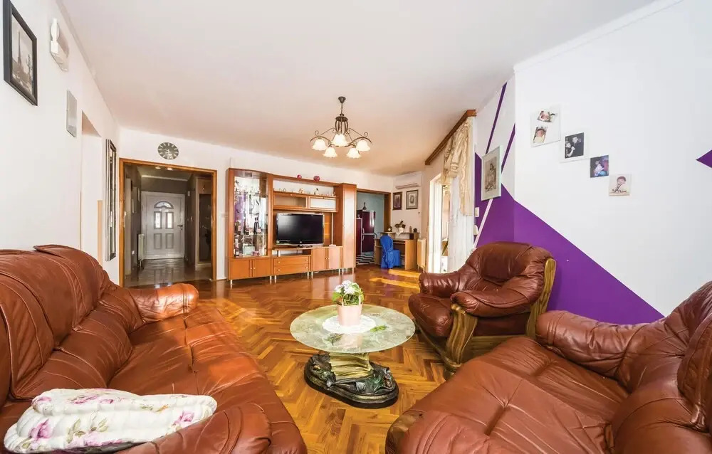 Nice Home in Maslenica With Wifi and 3 Bedrooms
