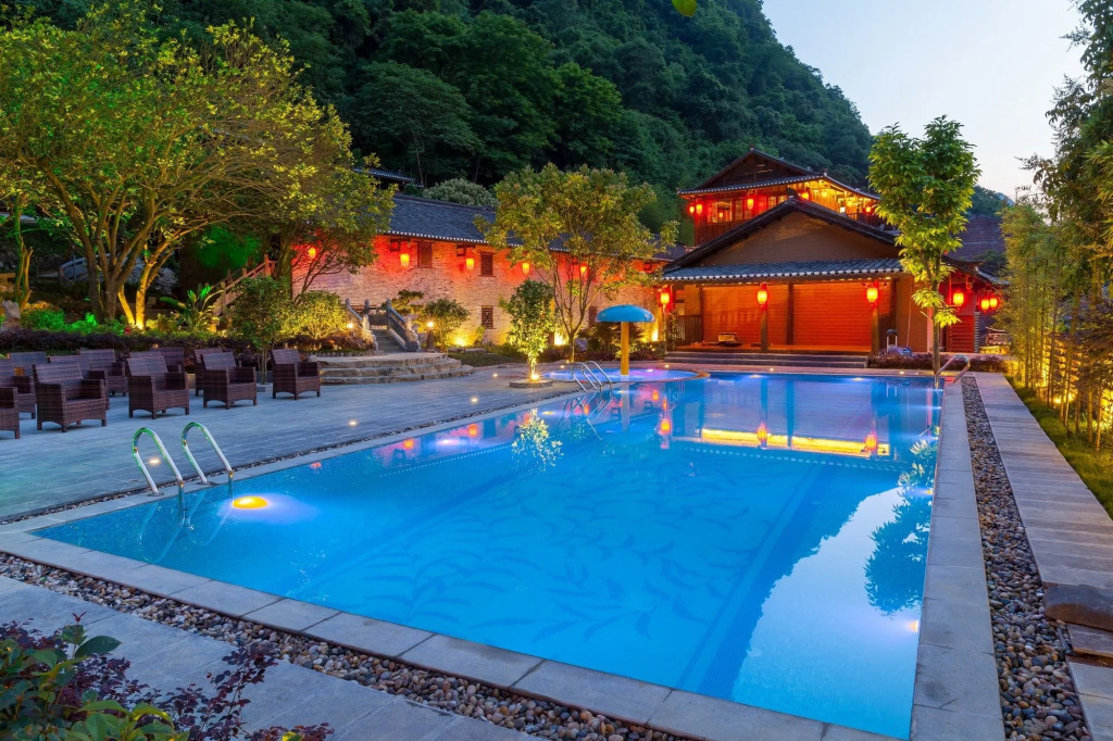 Yangshuo Ancient Garden Boutique Hotel-English speaking team&Swimming pool&Activities organized&Free pick up from Airport or TS over 4 nights