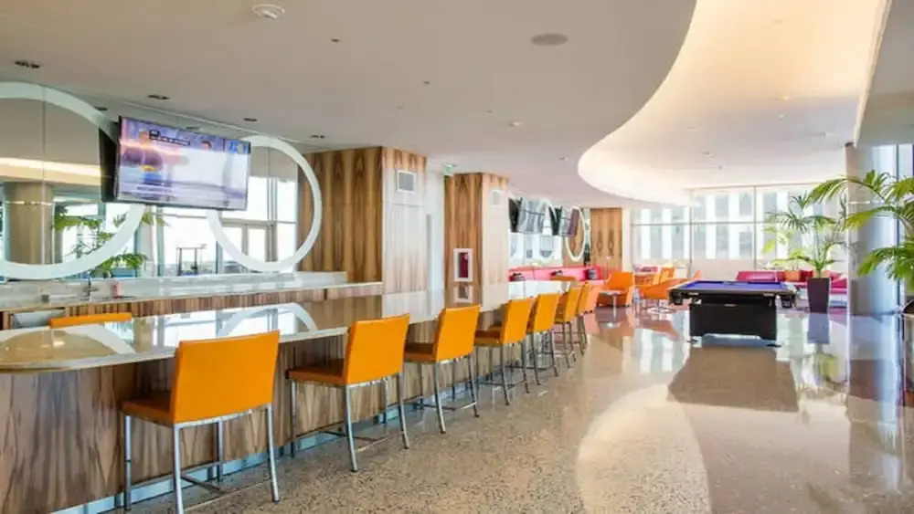 Modern La 2 Bedroom Luxury Suites