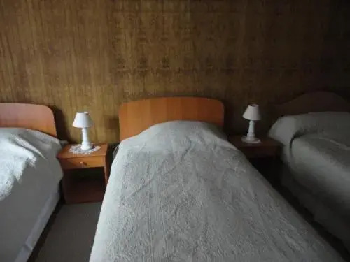 Hostal 5 Adobes