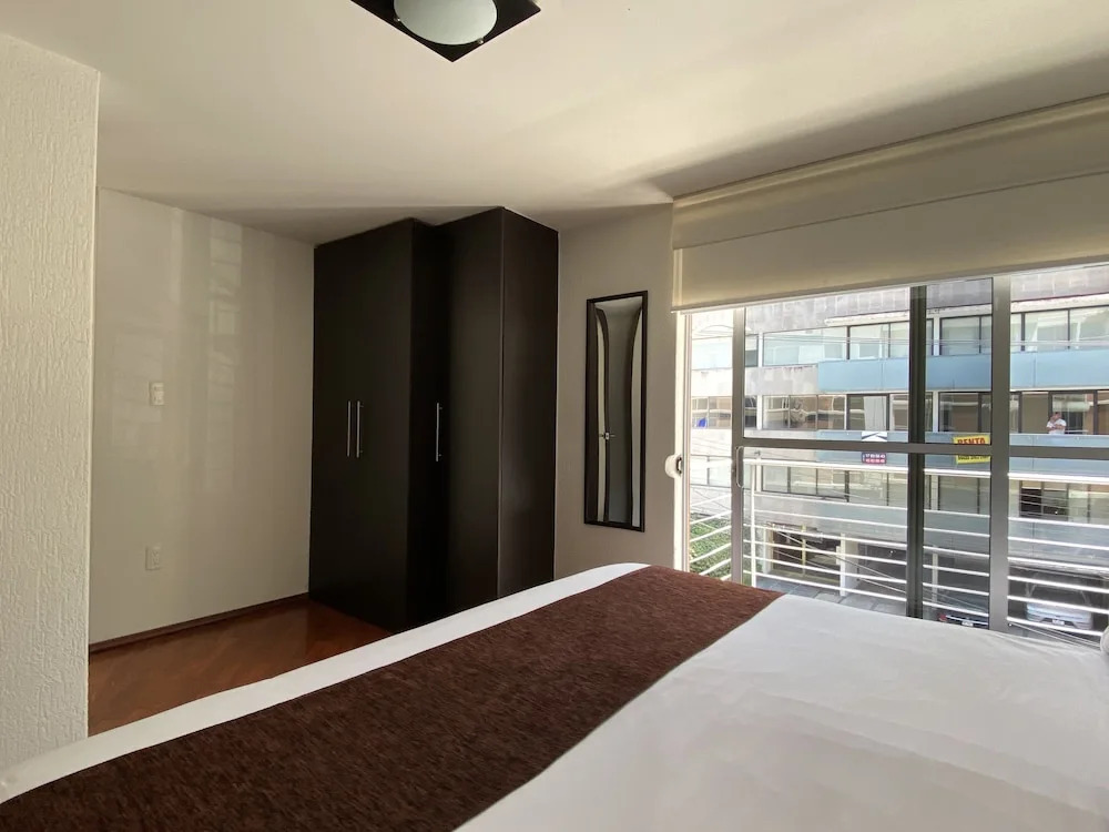 Grupo Kings Suites Chimborazo