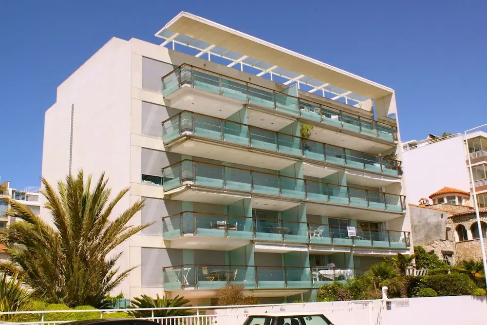 Cannes Bai