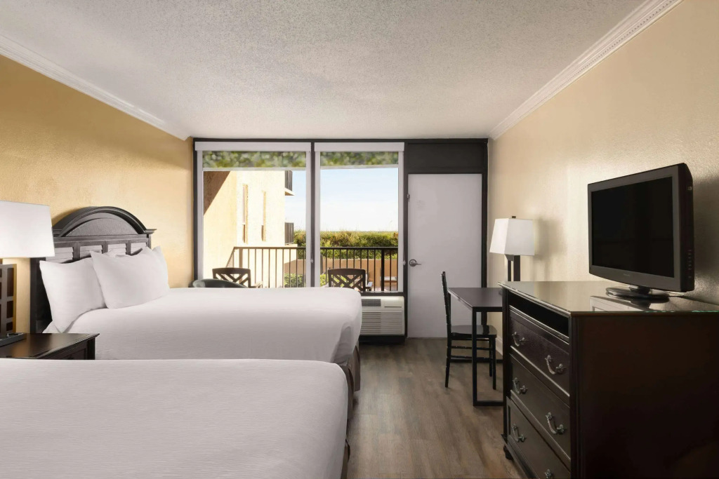 Wyndham Garden Fort Walton Beach - Fully Renovated