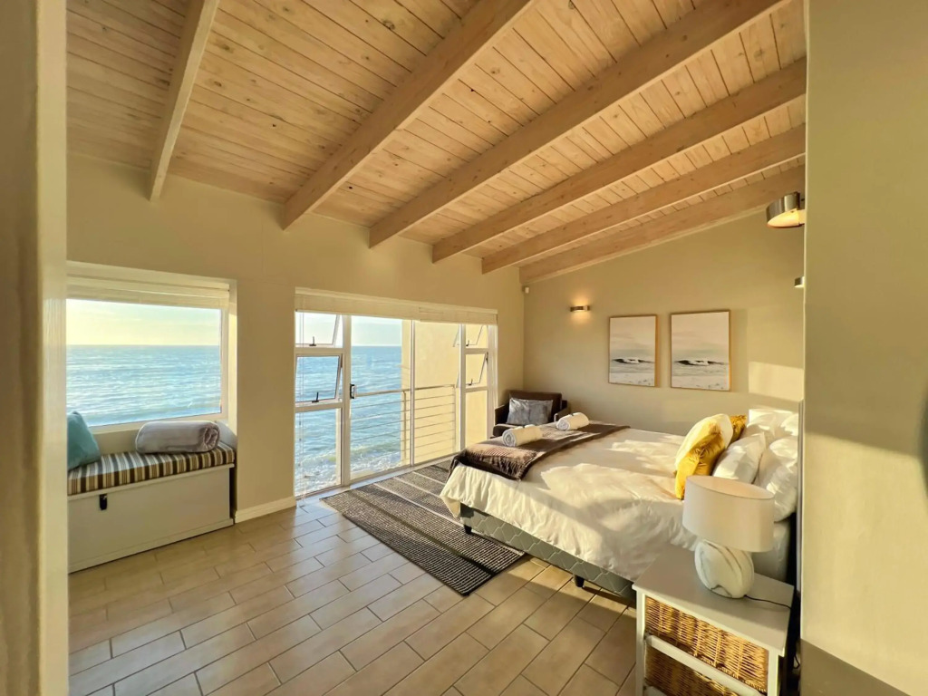 Waterfront Edge B5