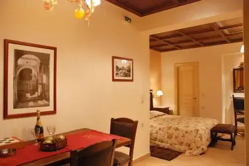 Naiades Guesthouse